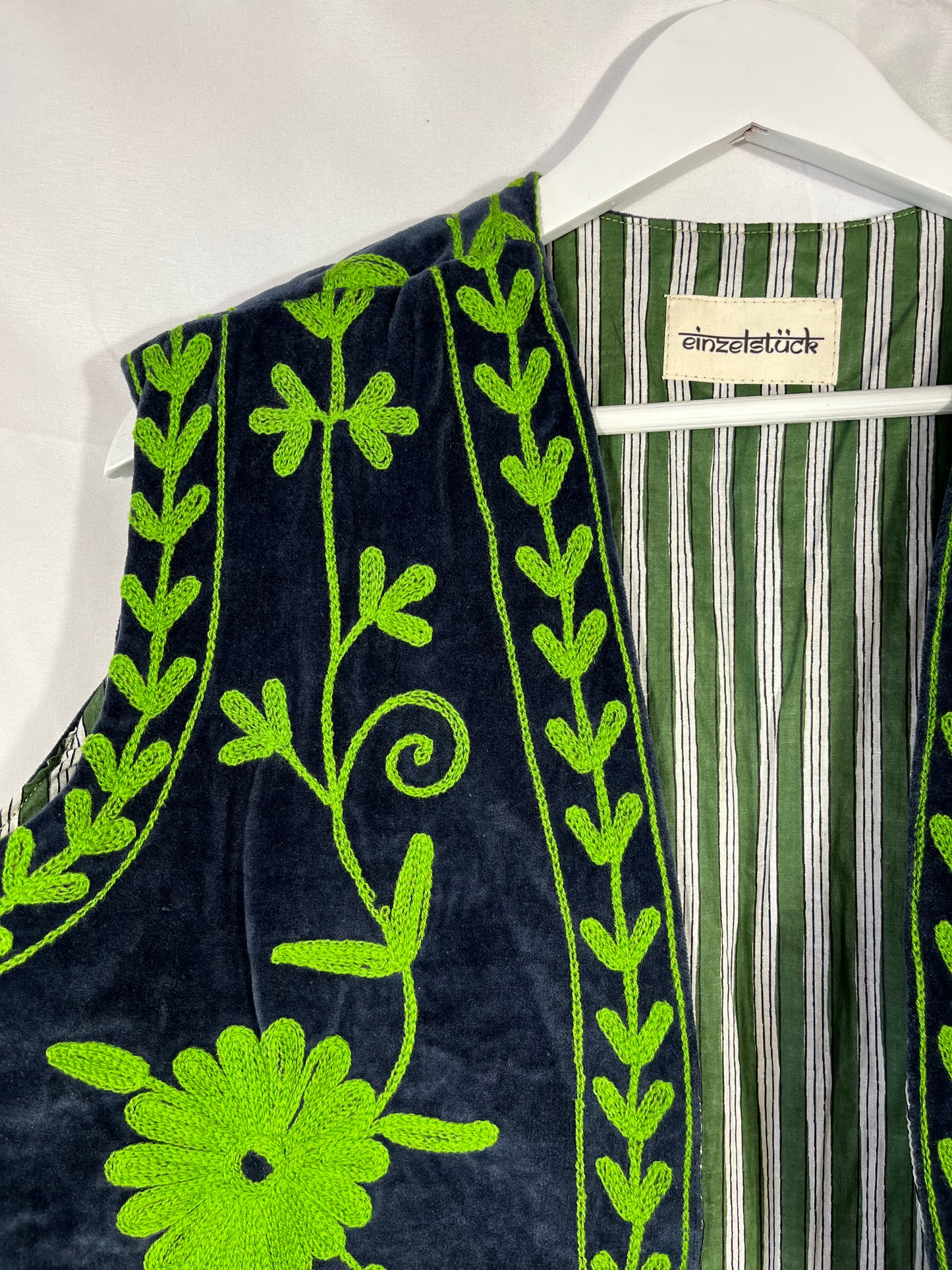 Bestickte Velvet Weste Rita