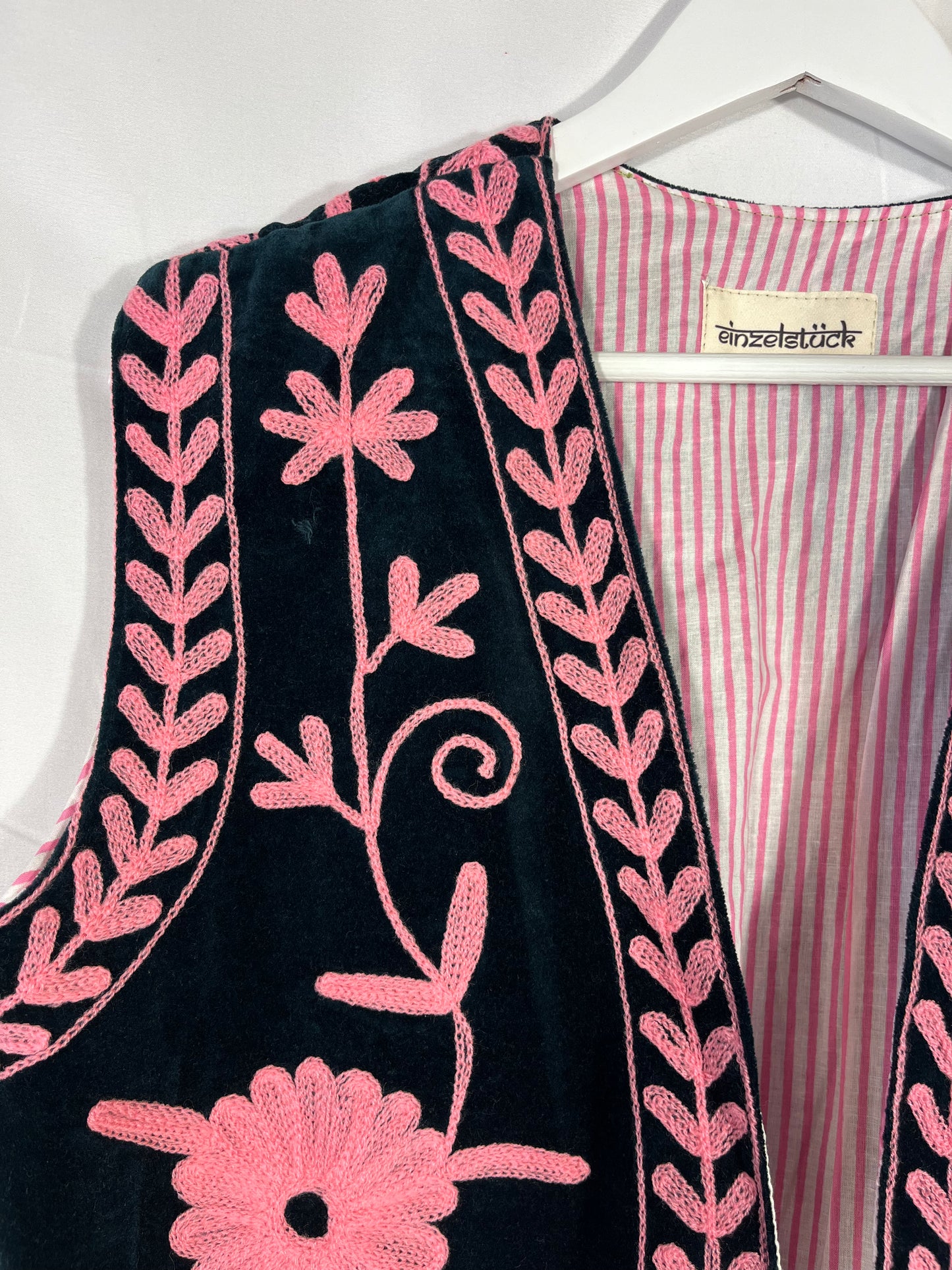 Bestickte Velvet Weste Mareile