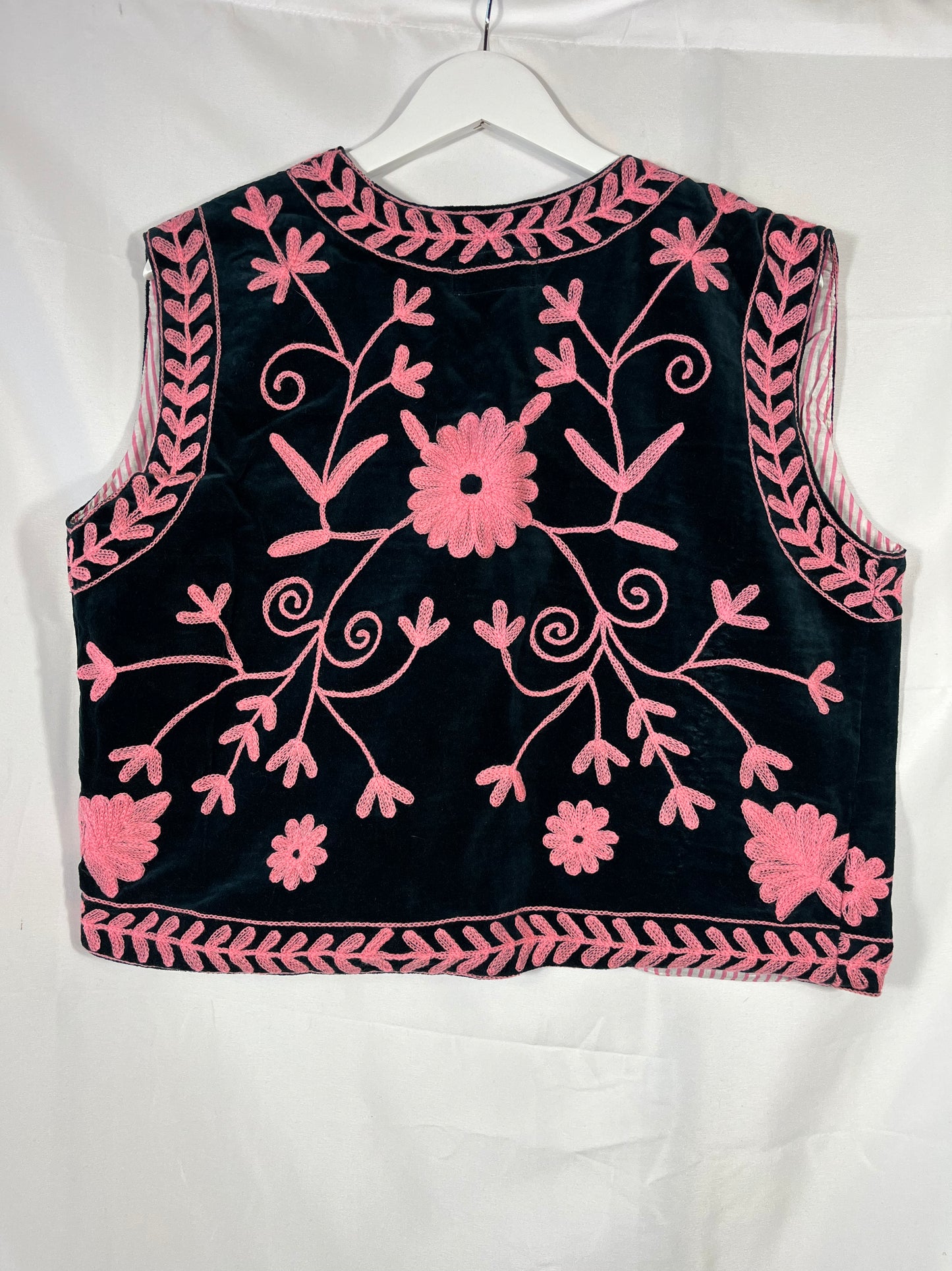 Bestickte Velvet Weste Mareile